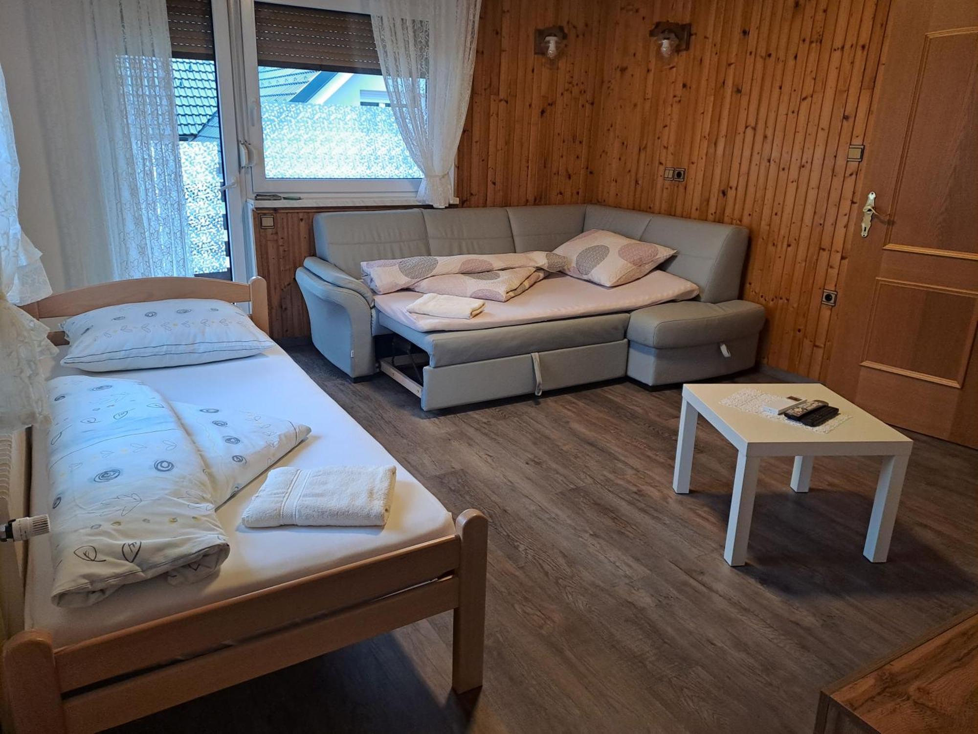 Kiara Rooms 예세니체 외부 사진